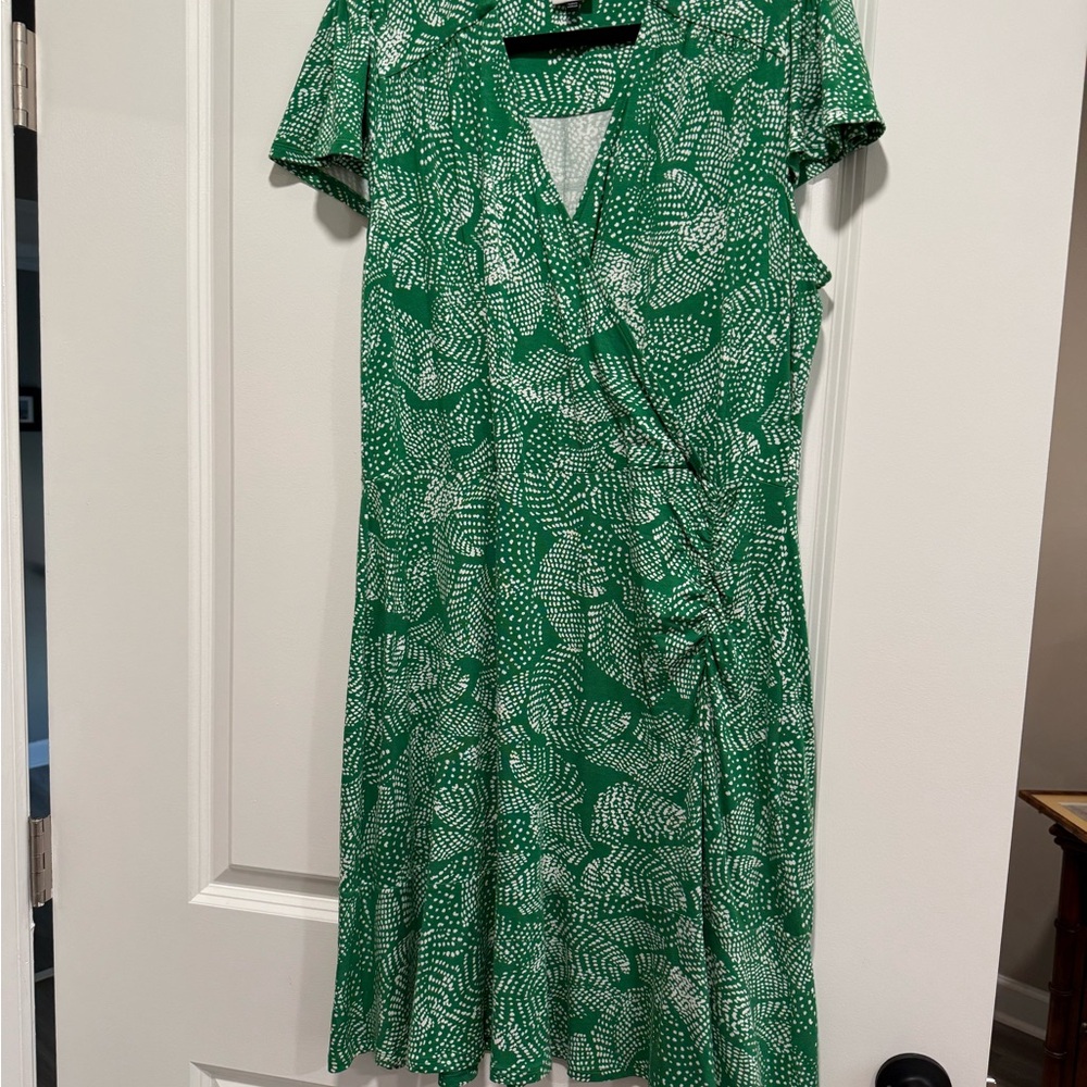 CAbi Green and White Leaf Print Mini Dress